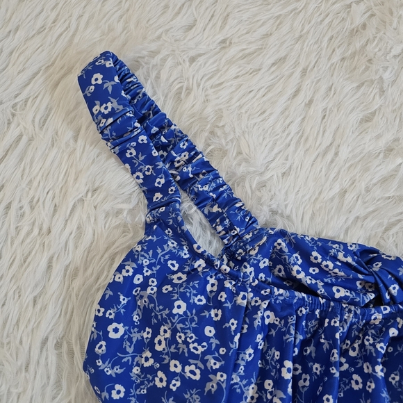 Elegant Blue Floral Women's One-Piece Swimsuit Size M - Picture 3 of 13